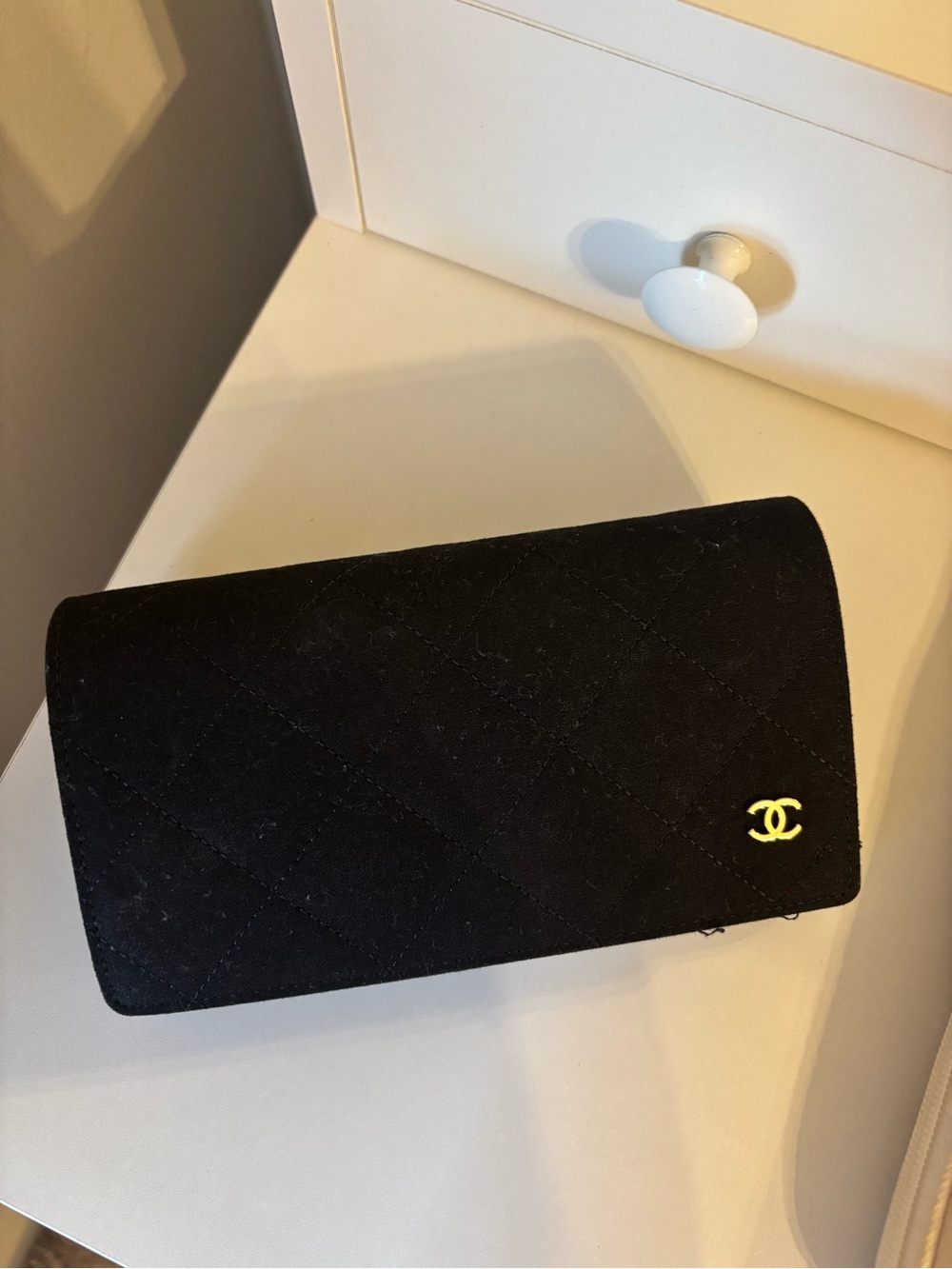 CHANEL Black Quilted Card & Key Holder with Gold CC Emblem